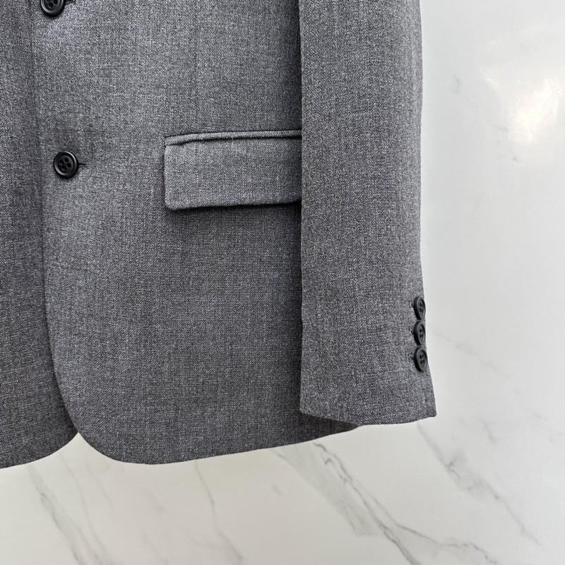 THOM BROWNE